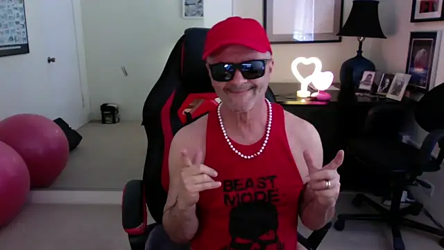 hotdadbod online show from February 2025 09:48:01 PM