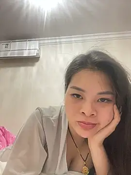 Snapshot of Lucky_xiao chatting on July 2026 05:40:02 PM Lucky xiao online show from July 2026 05:40:02 PM