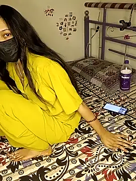 Hy Nova2 online show from May 2026 04:37:01 PM