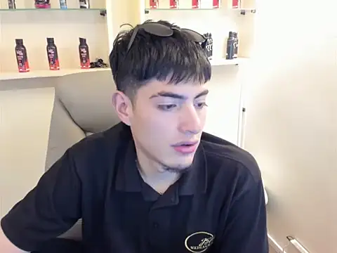 andylol330 online show from July 2026 06:37:02 AM