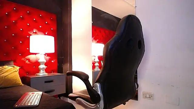 Stefano Moretti online show from June 2026 04:26:02 AM