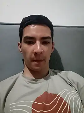 Snapshot of Dan_Hottie chatting on June 2026 12:22:02 AM Dan Hottie online show from June 2026 12:22:02 AM