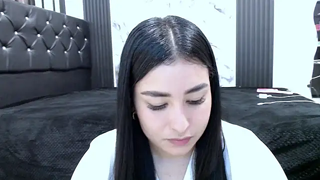 MiaReinig09 online show from June 2026 01:28:02 AM