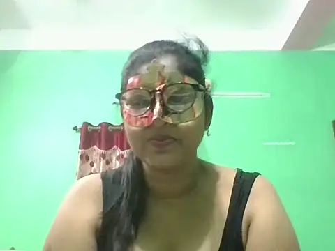 Kavya17 online show from June 2026 01:56:01 PM