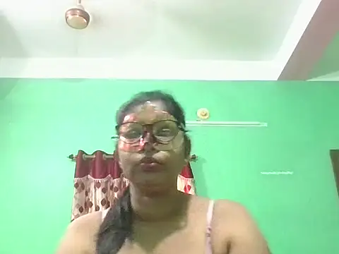 Kavya17 online show from June 2026 03:29:01 AM
