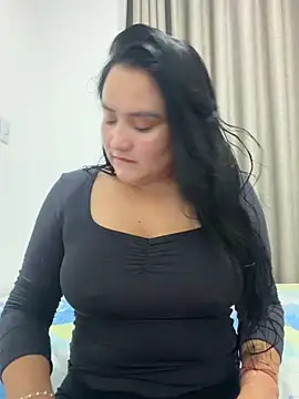 Snapshot of rousee69_ chatting on June 2026 01:41:02 AM rousee69 online show from June 2026 01:41:02 AM