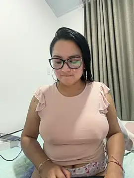 Snapshot of rousee69_ chatting on June 2026 09:52:01 AM rousee69 online show from June 2026 09:52:01 AM