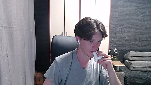 arthur   king online show from June 2026 01:48:01 PM