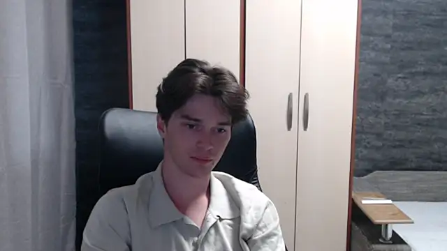 arthur   king online show from June 2026 12:05:02 PM