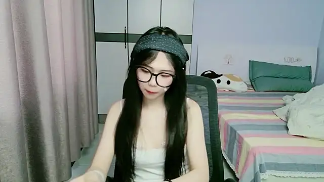 xiaoxiaoyu030 online show from May 2026 09:38:01 AM