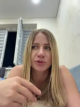 Snapshot of AnnaMist_ chatting on July 2026 10:36:01 PM AnnaMist online show from July 2026 10:36:01 PM