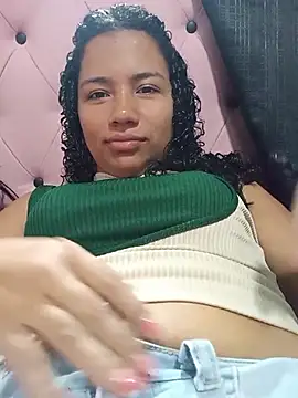 TamaraaHoney online show from July 2026 07:42:01 PM
