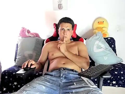 alexerdiego online show from June 2026 08:13:02 PM