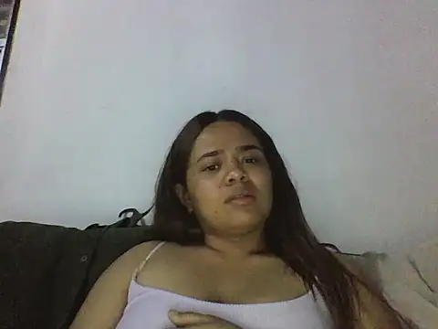 Snapshot of Latinahott1 chatting on June 2026 03:18:01 AM Latinahott1 online show from June 2026 03:18:01 AM