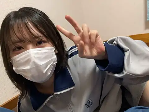 Snapshot of miniminimo_o chatting on May 2026 11:37:01 AM miniminimo o online show from May 2026 11:37:01 AM