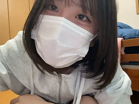 Snapshot of miniminimo_o chatting on May 2026 03:24:02 AM miniminimo o online show from May 2026 03:24:02 AM