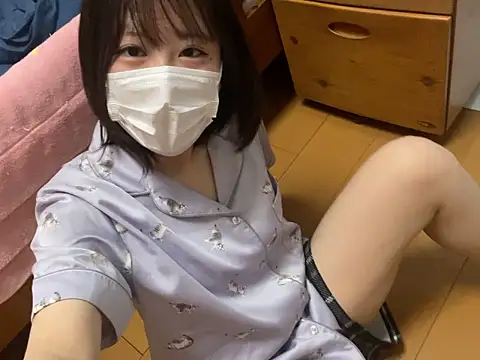 Snapshot of miniminimo_o chatting on May 2026 01:25:02 AM miniminimo o online show from May 2026 01:25:02 AM