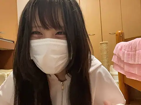 Snapshot of miniminimo_o chatting on June 2026 11:33:01 AM miniminimo o online show from June 2026 11:33:01 AM