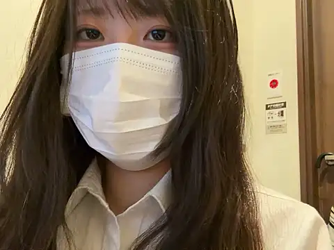 Snapshot of miniminimo_o chatting on July 2026 10:18:02 AM miniminimo o online show from July 2026 10:18:02 AM