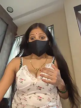 Snapshot of kaira_noty chatting on June 2026 10:57:02 AM kaira noty online show from June 2026 10:57:02 AM