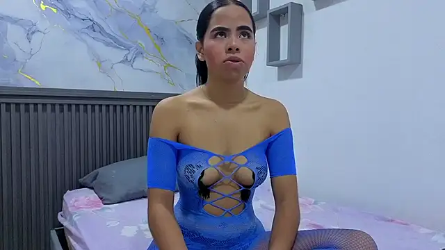 emiliana duque online show from May 2026 07:41:02 PM