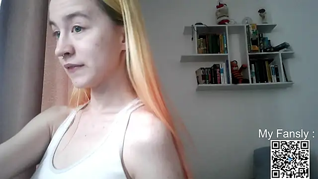 Emilya201 online show from May 2026 04:07:02 AM