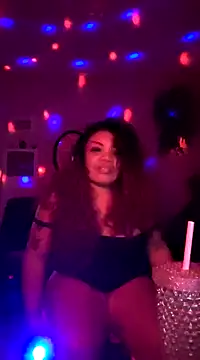 NailGoddessnow online show from January 2025 10:51:02 AM