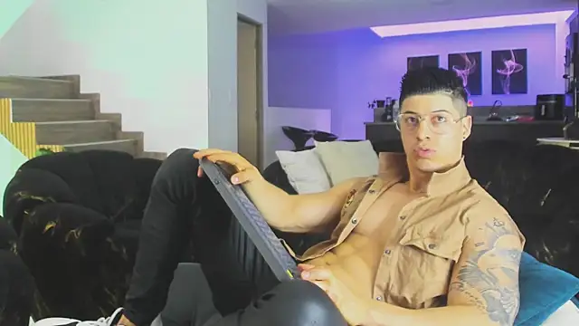Snapshot of lukas_green11 chatting on June 2026 05:50:02 PM lukas green11 online show from June 2026 05:50:02 PM
