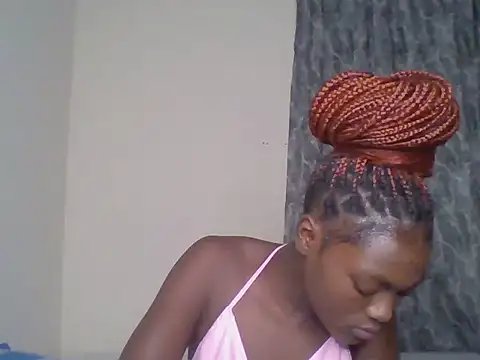 Snapshot of Belle_bubbles chatting on June 2026 06:32:01 PM Belle bubbles online show from June 2026 06:32:01 PM