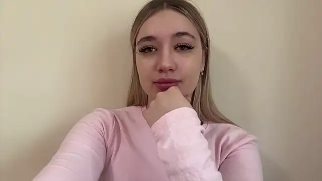 Snapshot of Kattyqte chatting on May 2026 08:10:01 AM Kattyqte online show from May 2026 08:10:01 AM