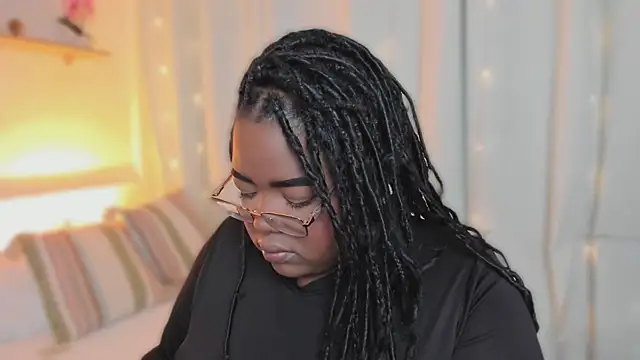 Ayanaa Ebony  online show from June 2026 11:20:01 AM