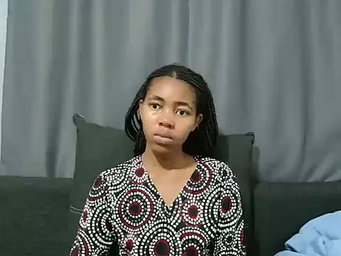 Snapshot of MidnightNala chatting on May 2026 03:58:02 AM MidnightNala online show from May 2026 03:58:02 AM