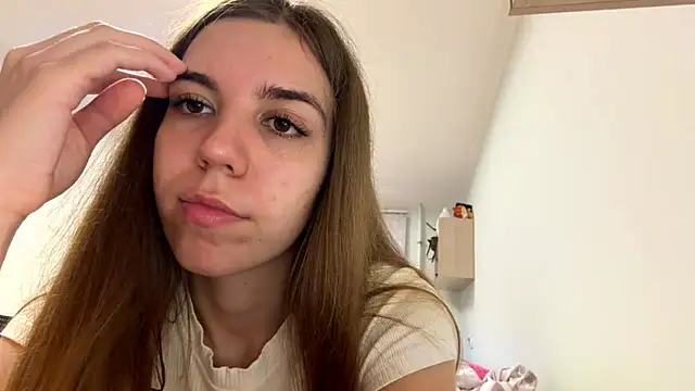 LaurindaStalford online show from July 2026 05:17:02 PM