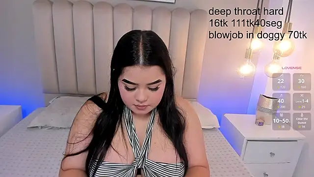 Snapshot of alessiaowen_ chatting on June 2026 07:24:02 PM alessiaowen online show from June 2026 07:24:02 PM