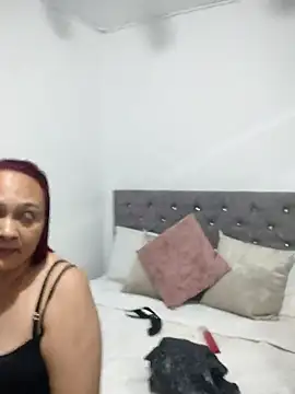 Snapshot of Charlotte_Prado chatting on May 2026 11:21:02 PM Charlotte Prado online show from May 2026 11:21:02 PM