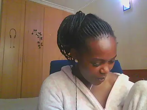 lunahit online show from June 2026 05:49:02 AM