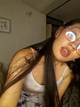 Snapshot of victoria_722 chatting on June 2026 05:01:01 AM victoria 722 online show from June 2026 05:01:01 AM