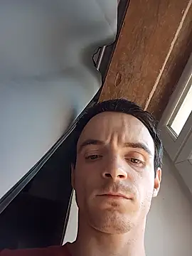thomsnapchaud online show from June 2026 12:42:01 PM