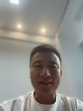 xiaonizi online show from August 2026 04:47:01 AM