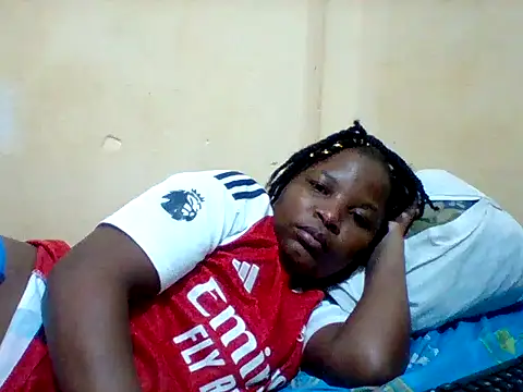 Snapshot of Camilla-Sweets chatting on May 2026 06:59:01 PM Camilla-Sweets online show from May 2026 06:59:01 PM
