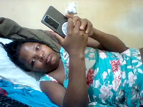 Snapshot of Camilla-Sweets chatting on June 2026 06:16:02 AM Camilla-Sweets online show from June 2026 06:16:02 AM