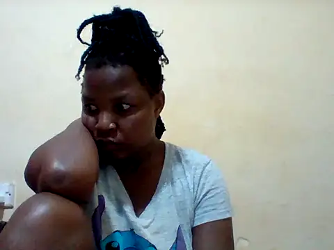 Snapshot of Camilla-Sweets chatting on June 2026 05:18:02 PM Camilla-Sweets online show from June 2026 05:18:02 PM