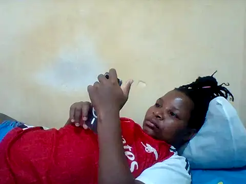 Snapshot of Camilla-Sweets chatting on June 2026 05:08:01 AM Camilla-Sweets online show from June 2026 05:08:01 AM