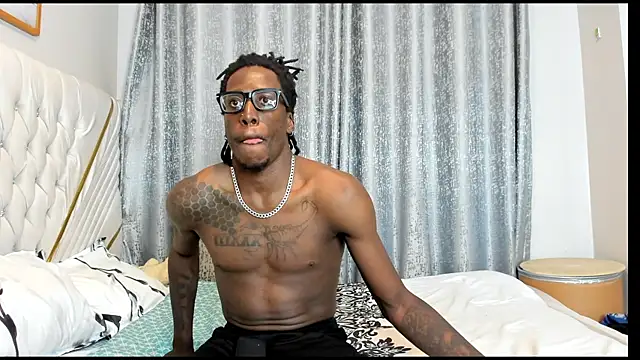 Charlies Angelz online show from June 2026 07:14:01 PM