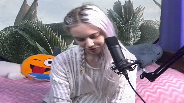 Snapshot of Freya_ice chatting on June 2026 04:51:02 AM Freya ice online show from June 2026 04:51:02 AM