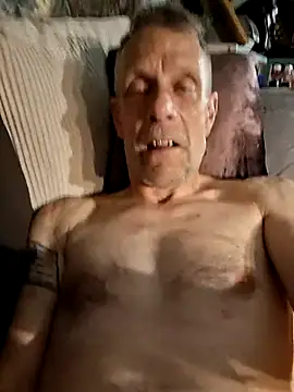 Snapshot of truckdawg2023 chatting on June 2026 05:44:02 PM truckdawg2023 online show from June 2026 05:44:02 PM