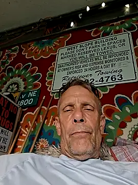 Snapshot of truckdawg2023 chatting on June 2026 04:35:01 AM truckdawg2023 online show from June 2026 04:35:01 AM