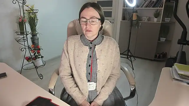 Vika73 online show from February 2026 06:08:02 AM