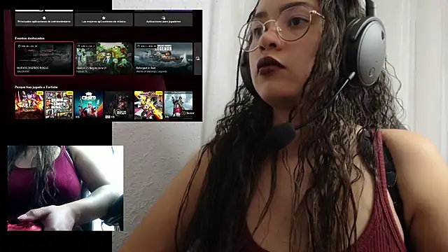 Snapshot of scarletdollof chatting on May 2026 08:29:01 PM scarletdollof online show from May 2026 08:29:01 PM