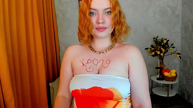 Snapshot of NataliMoor chatting on June 2026 10:48:02 AM NataliMoor online show from June 2026 10:48:02 AM